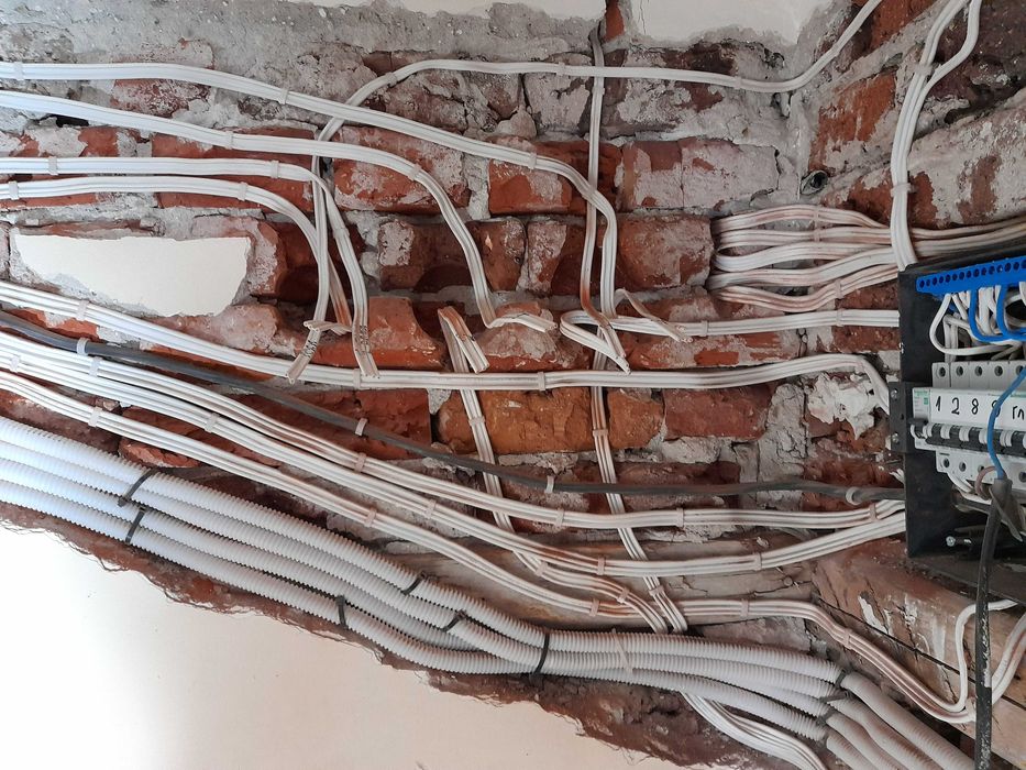 Електро услуги, Ел. инсталации, ВИК услуги, довършителни ремонти