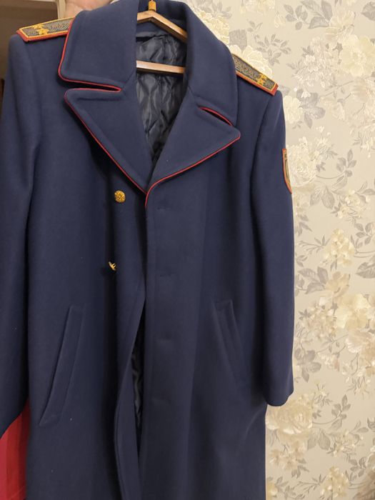 Продам шинель, новая, размер 54