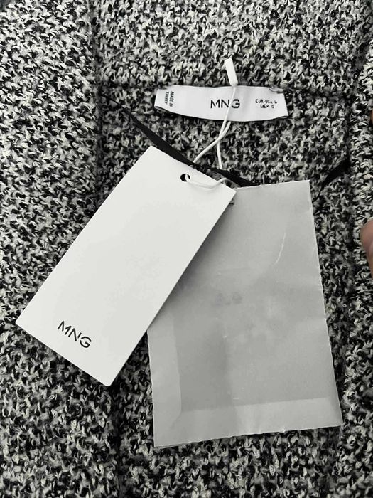 Дамско Палто на MANGO размер L oversized