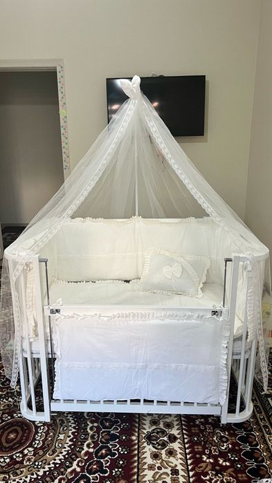 Детская кроватка от 0 до 3х лет