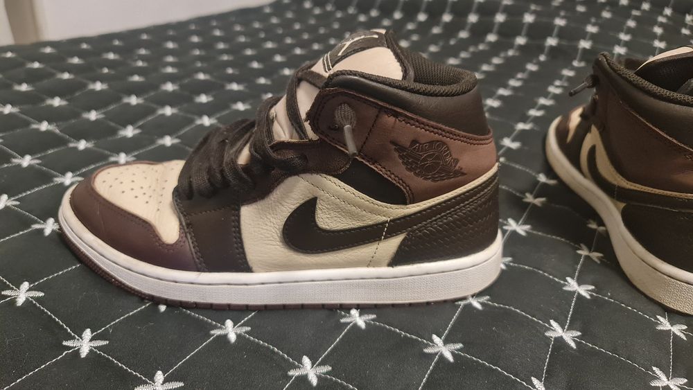 Nike jordans 1 mid SE velvet brown, marime 40