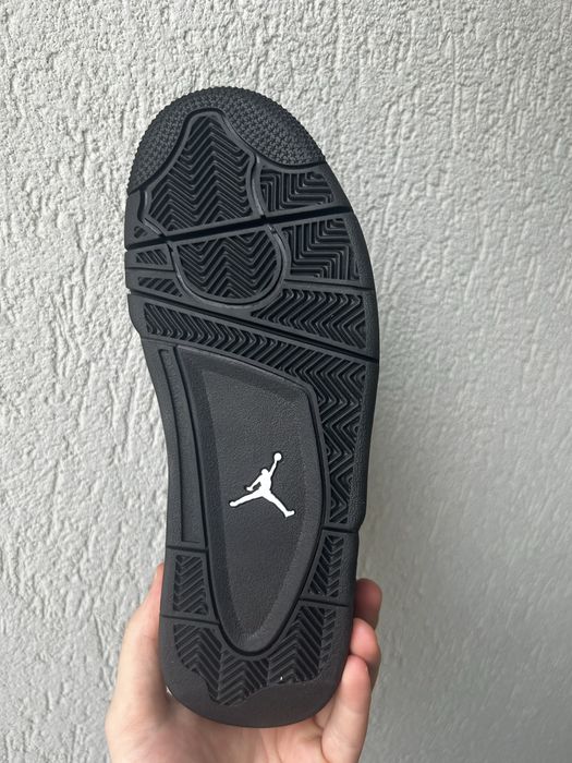 Jordan 4 Black Cat