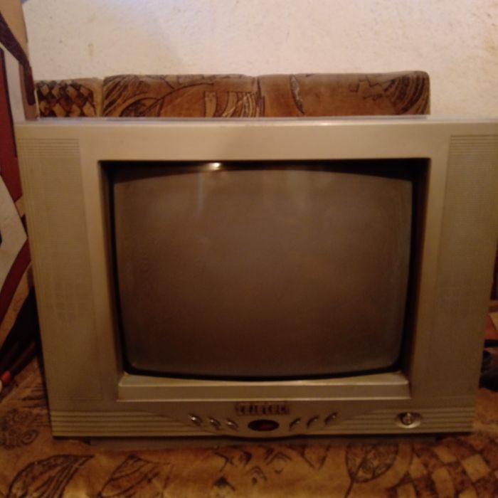 Телевизори с кинескопи