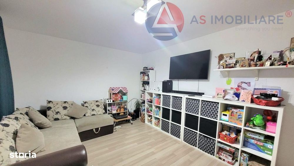 Apartament modern cu 2 camere, parcare inclusă, Tractoru – Zona Coresi