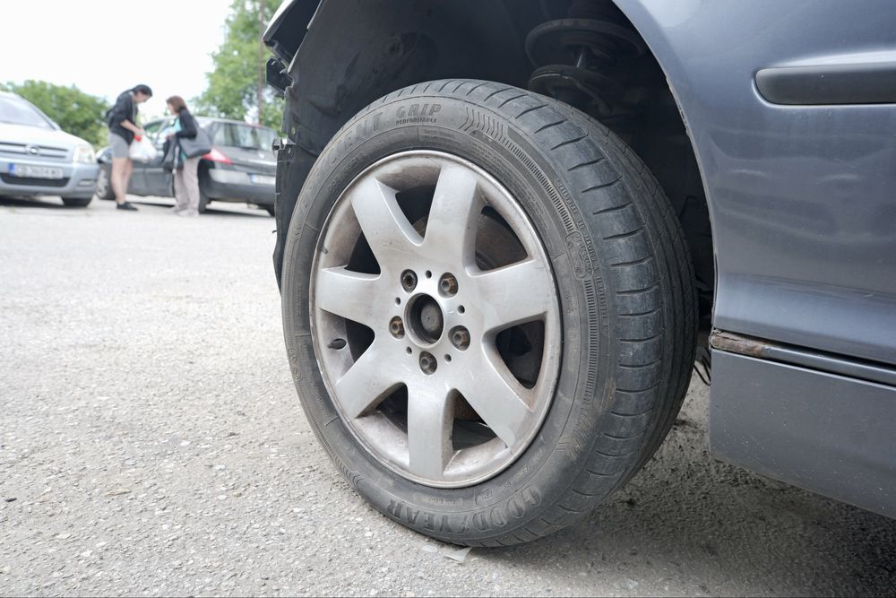 BMW 320д Е46 (ПРОДАВА СЕ ЦЯЛА за части)