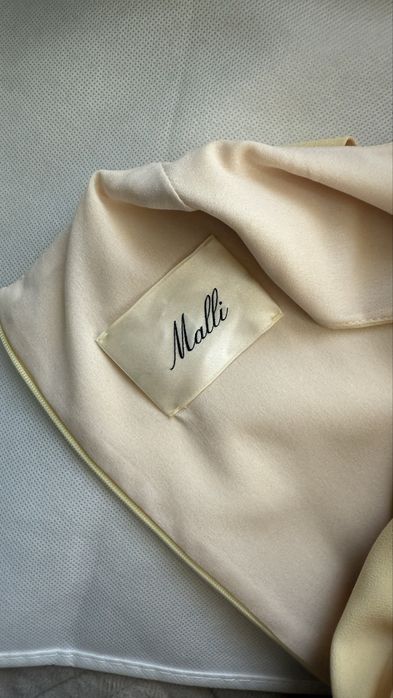 Вечернее платье от бренда Malli