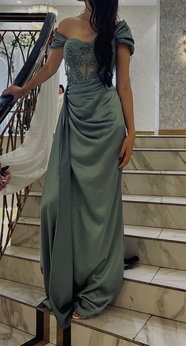 Продам вечернее платье