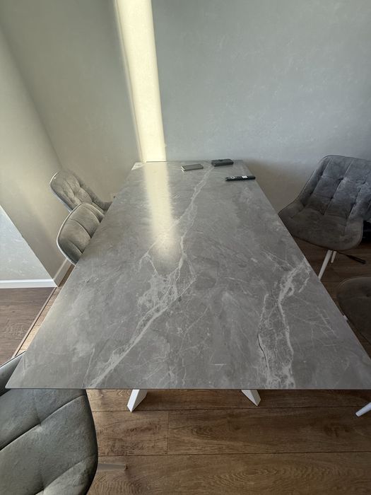 Продам стол 160х90