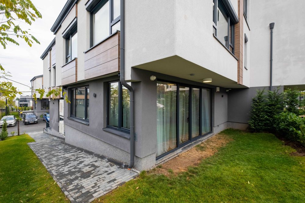 Продава се Къща в София, Център - 460 кв.м за 2453 €/кв.м - Снимка #14