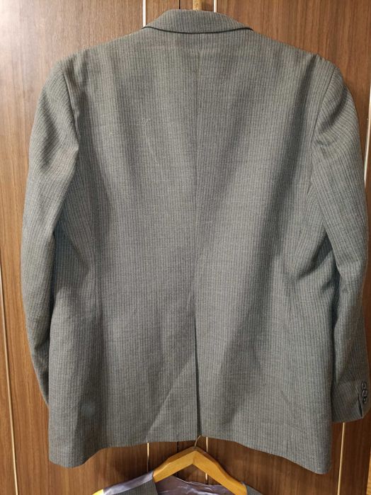 Мужской костюм тройка. Польша. Размер 52