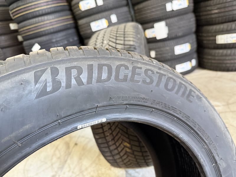 235/55/19 BRIDGESTONE 2бр