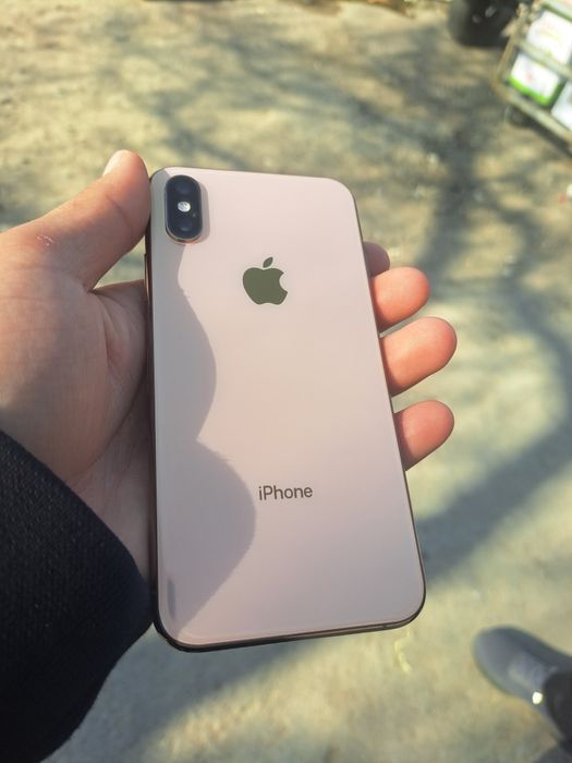 Iphone xs   ideal