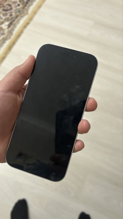 Продам айфон белый