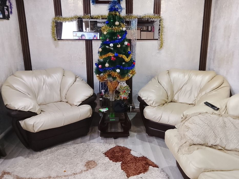 Продам диван и два кресла !!!