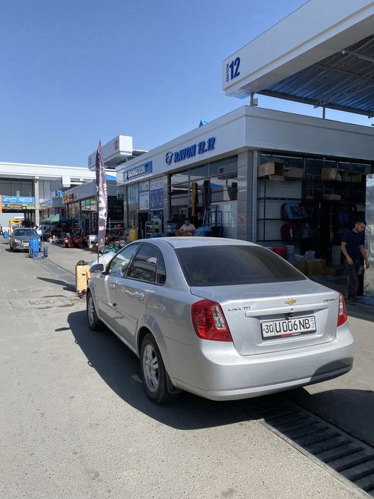 Lasetti 1.8 holati zur yili 2013