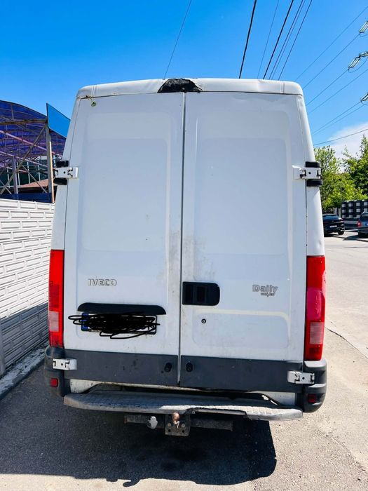 Vând iveco dayli an 2002