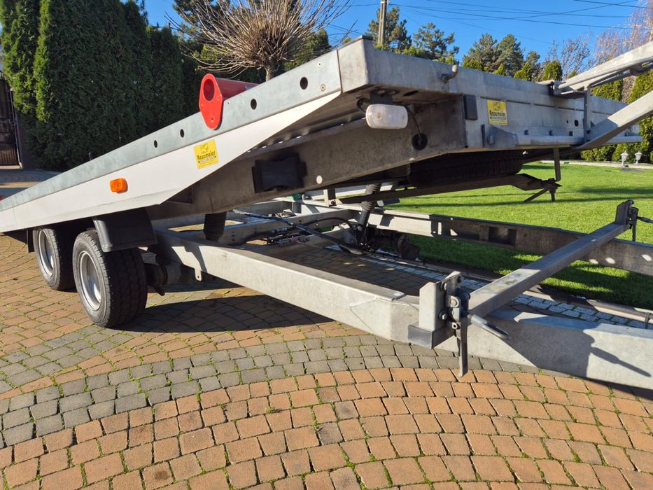 Platforma / autotransporter / remorca Vezeko 3000