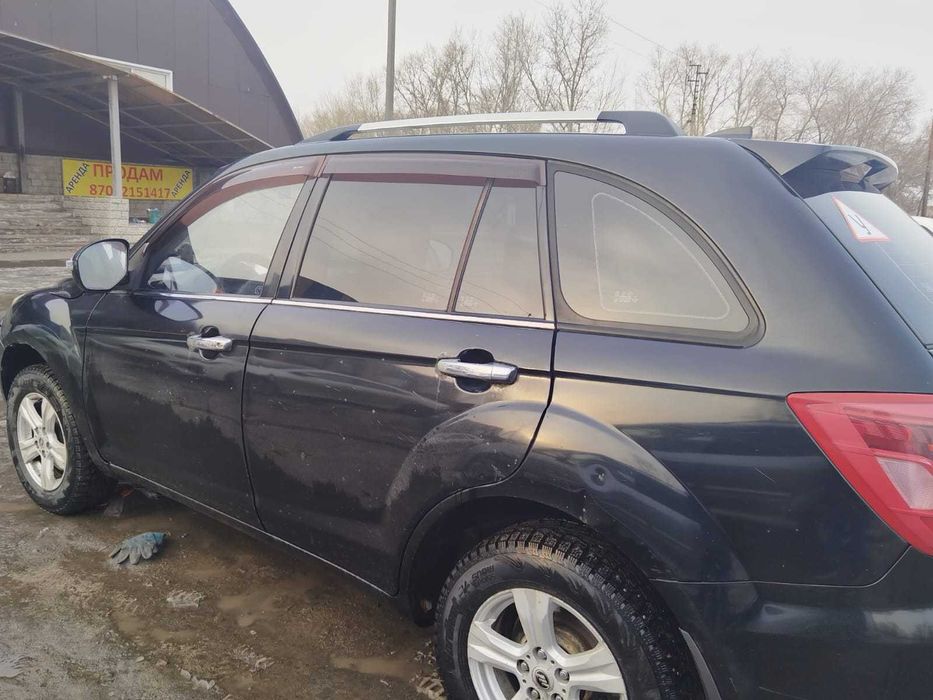 Продам Lifan X60 2015 год