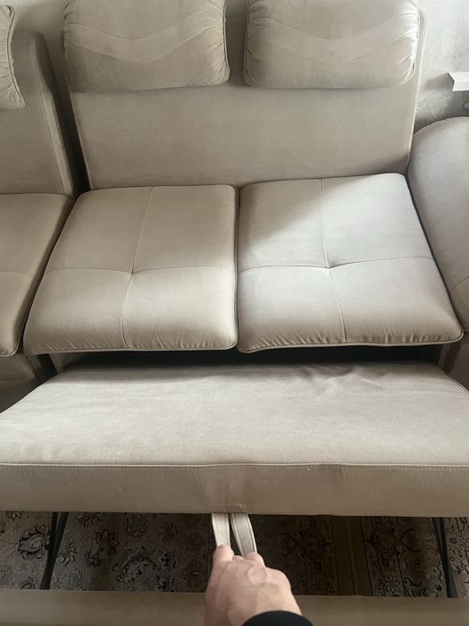 Диван длинна 2,5 м из 2 частей