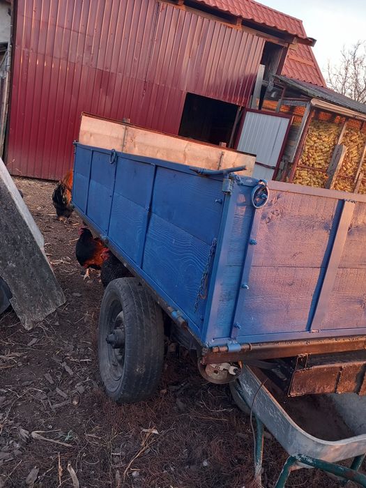 Remorca agricola pentru tractor