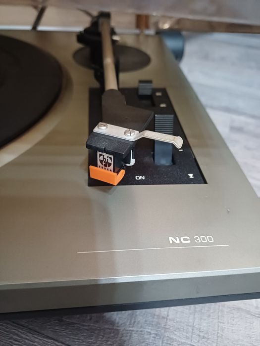 DUBLU DECK MAYAK M-242 S  și picap Tesla