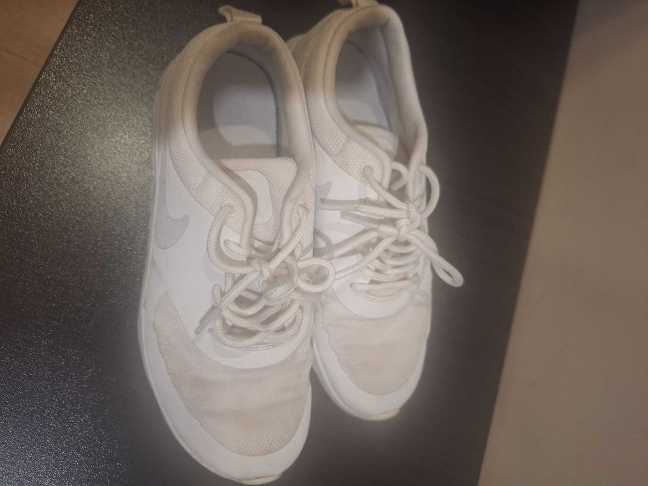 Маратонки Nike 36 и подарък