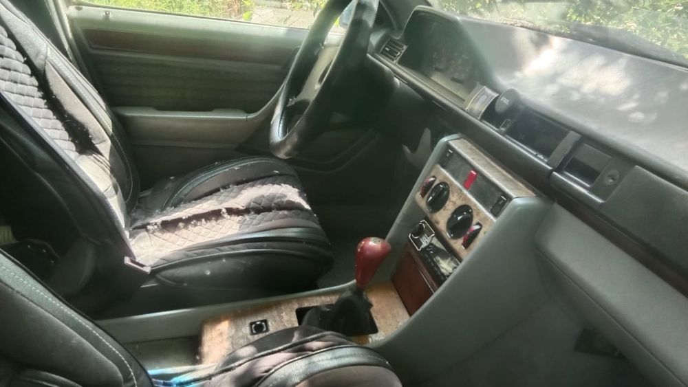 Продам машину Mercedes