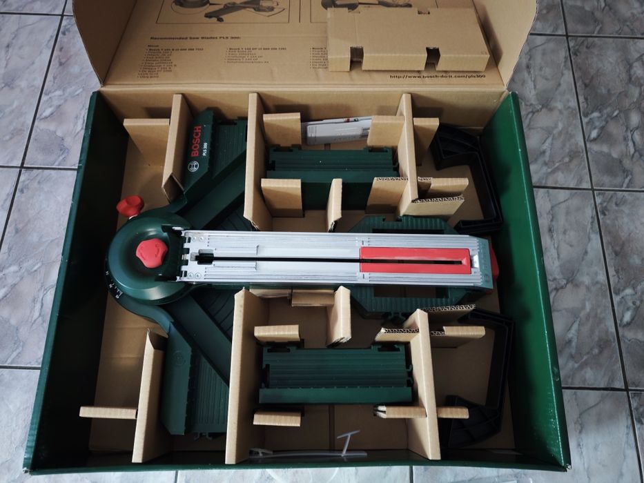 Bosch PLS 300 - statie pentru taiere, unghi 45