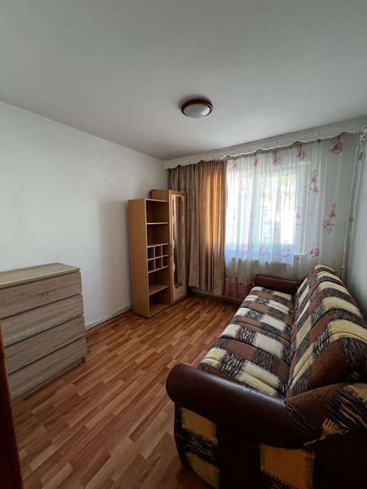 Vând apartament Piatra Neamț