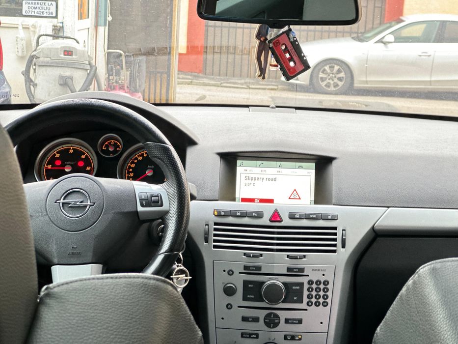 Schimb Opel Astra H break Opc Line