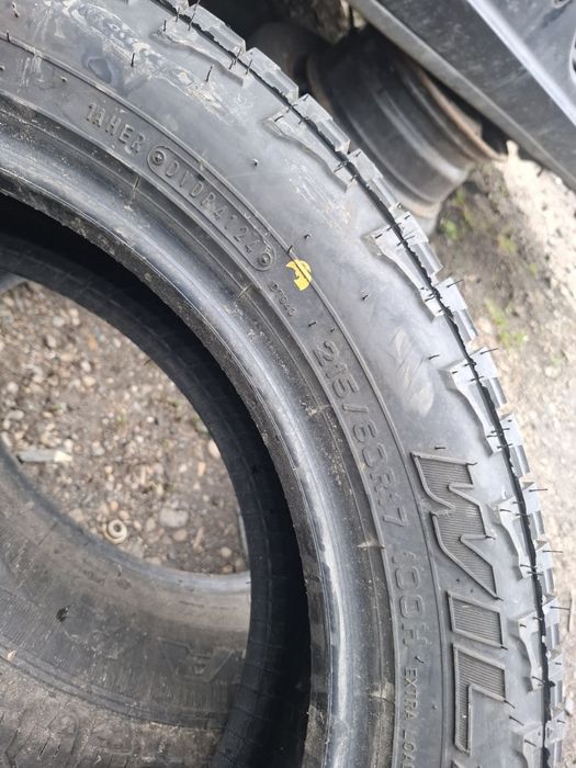 Vand 2 anvelooe 215 60 17 falken m+s ca noi dot 2024