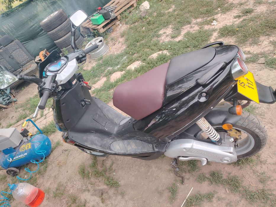 Vând scuter de 50 cm