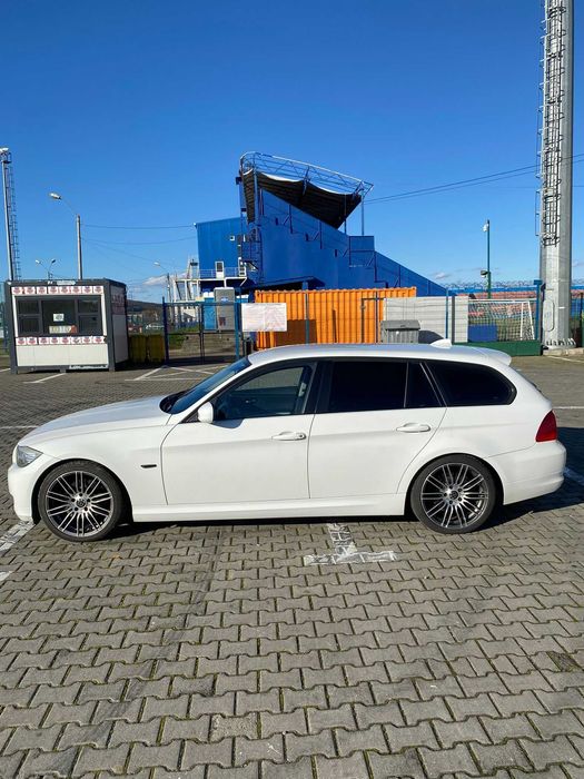BMW 3 Series 2011 — imagine 5