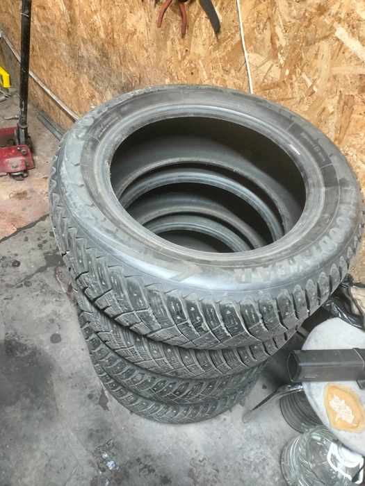 Шины зимние в хорошем состоянии