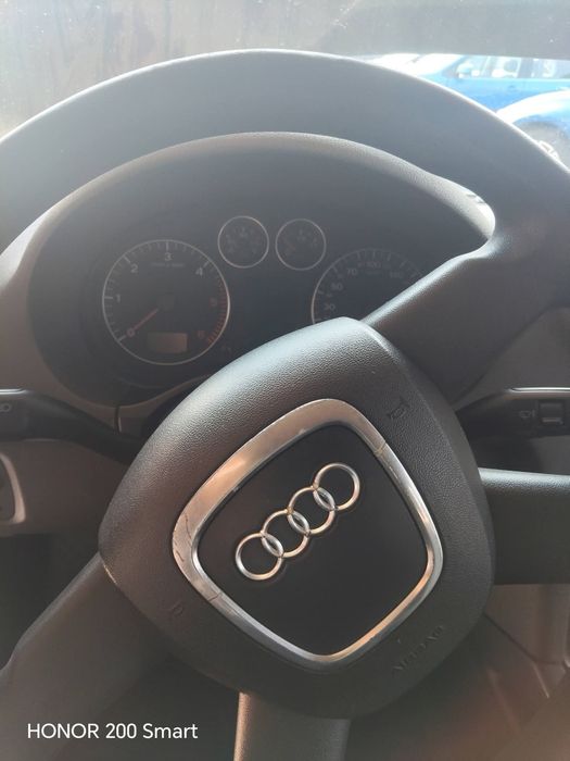Продава се Audi a3 4×4 -2008година
