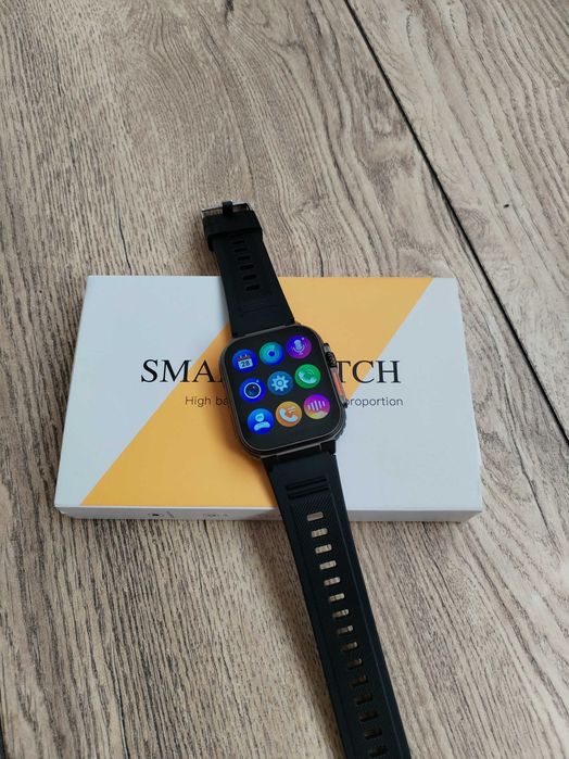 Нов смарт часовник