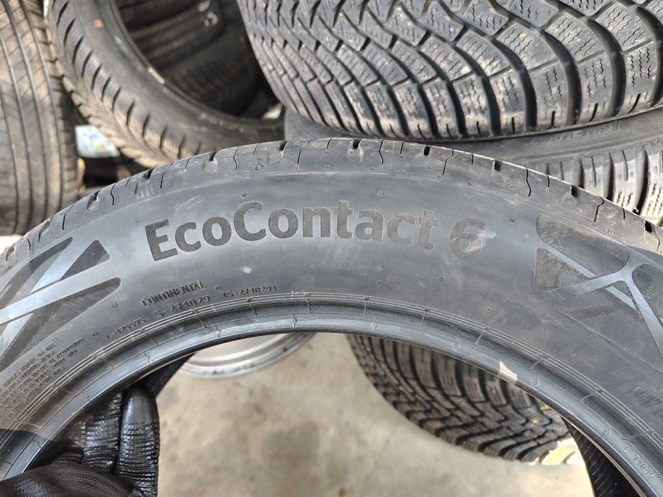 4бр.летни гуми CONTINENTAL 215 55 17 DOT25 цена за брой