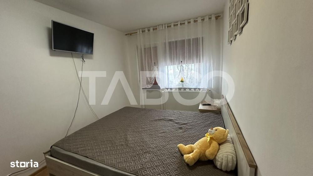 Apartament decomandat 2 camere cu pivnita balcon Mihai Viteazul Sibiu