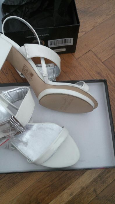 Нови! Дизайнерски италиански бутикови сандали и обувки!