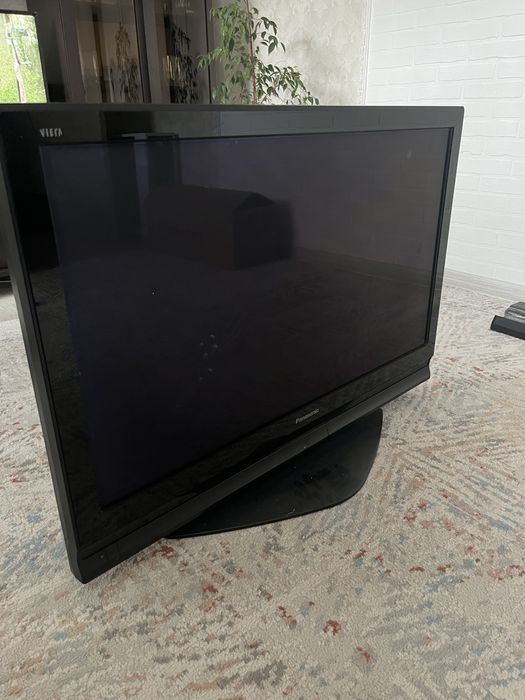 Телевизор panasonik Viera