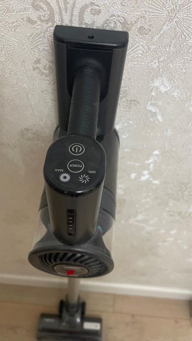 Пылесос RED                                .