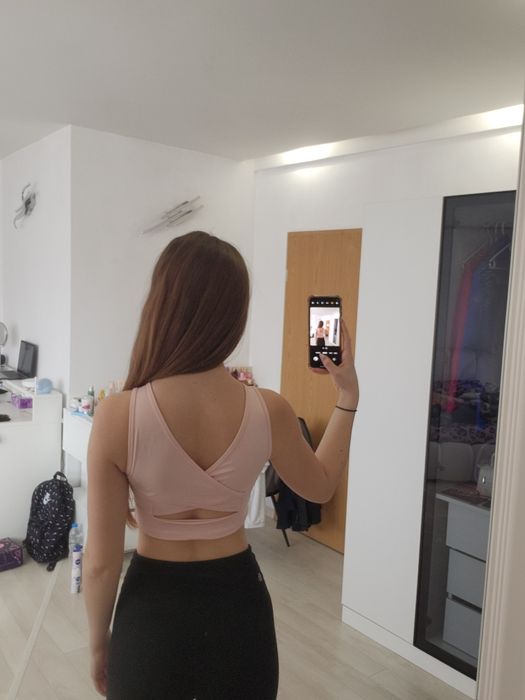 Спортни бюстиета