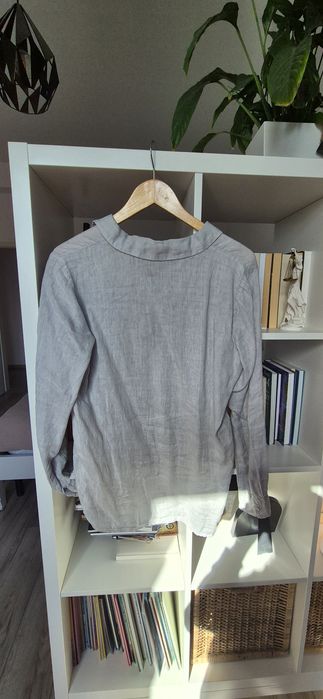 Camasa in gri, Lawrence grey