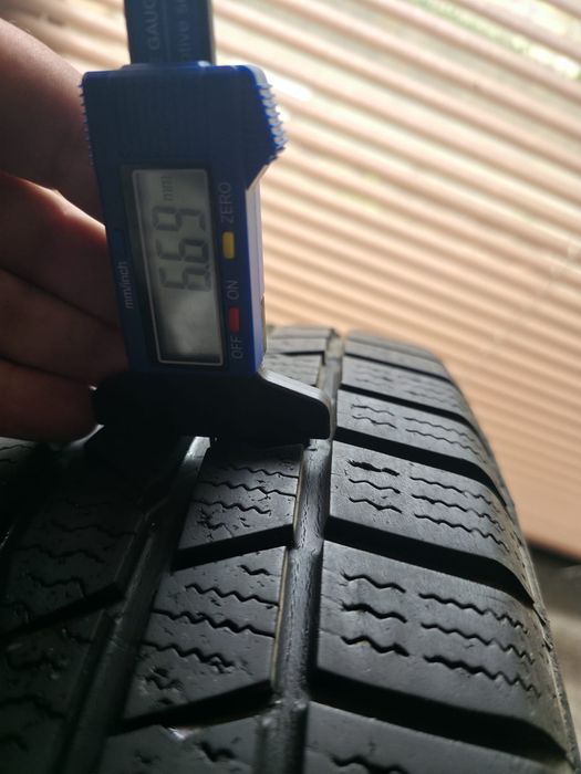 3бр Зимни Гуми (Fulda- 2бр и Continental-1бр)