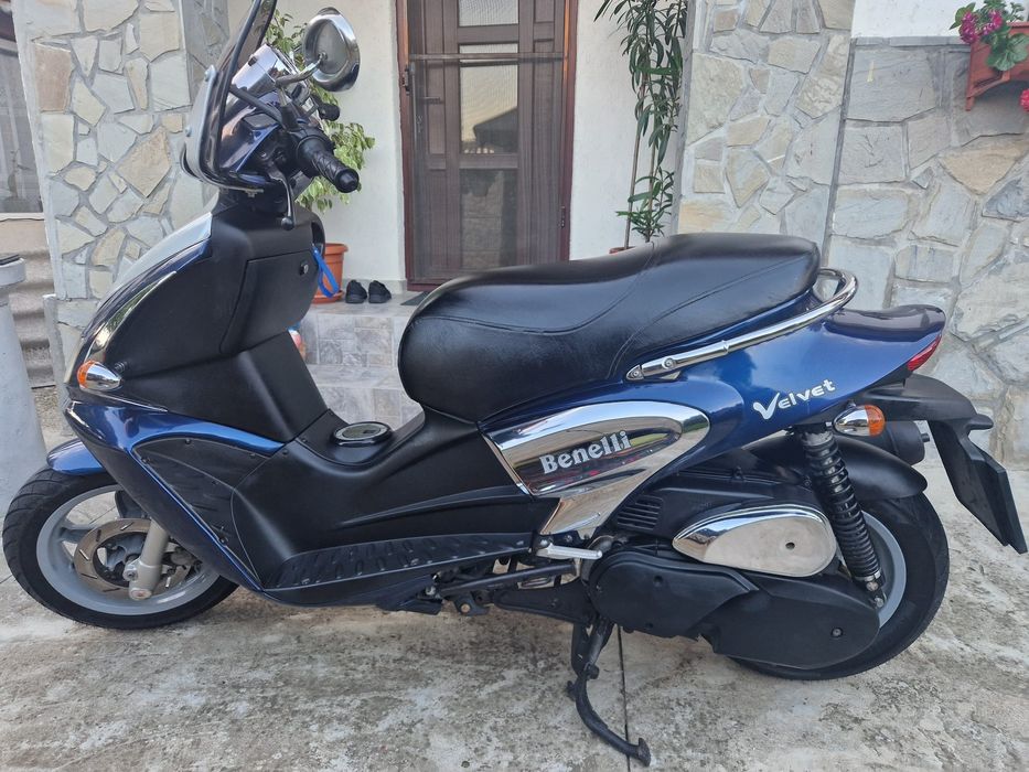 Scuter Benelli cu motor Yamaha, 11000km,inmatriculat, deosebit