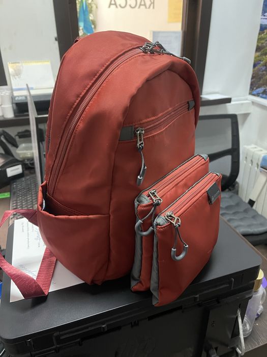 Продам рюкзак в отличном состоянии.