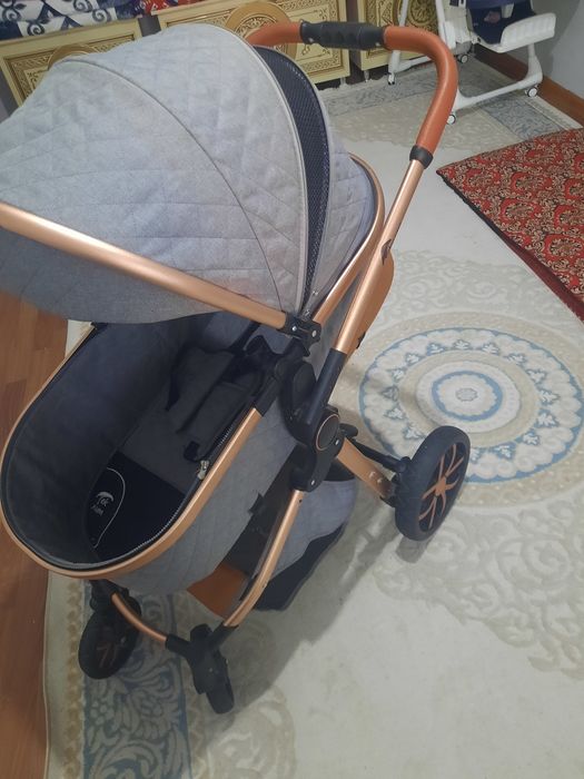 Коляска для малыша