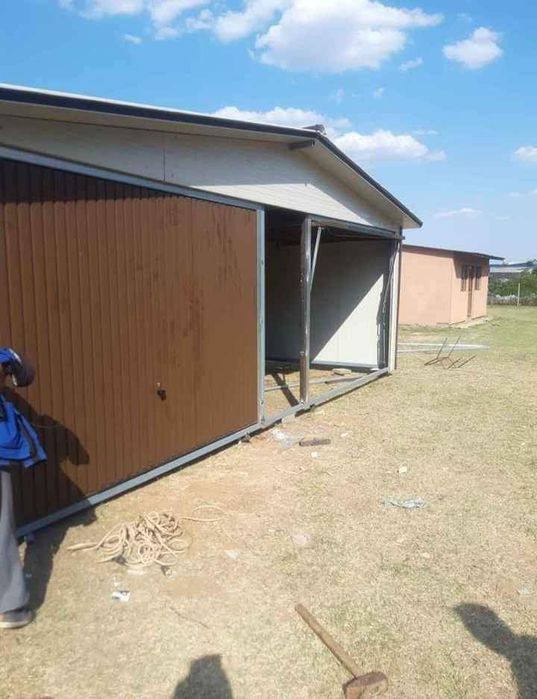 Execut garaje moderne