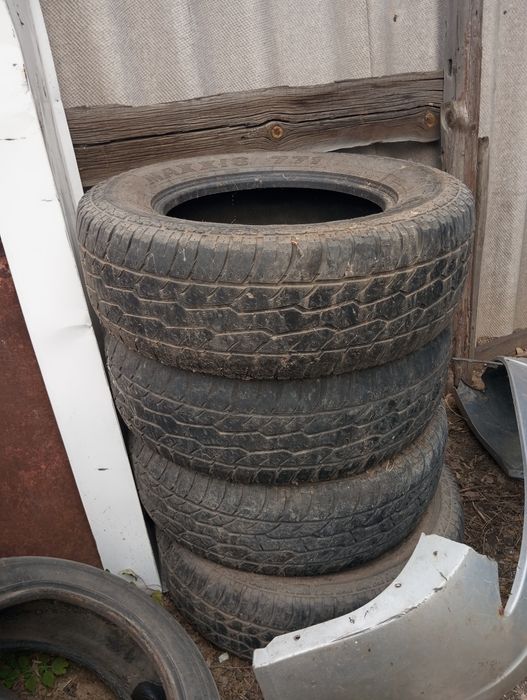 Продам летнюю резину