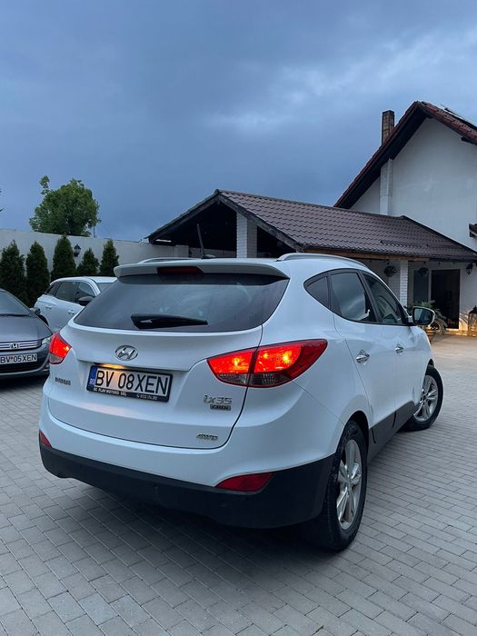 HYUNDAI ix35 2011 — imagine 3